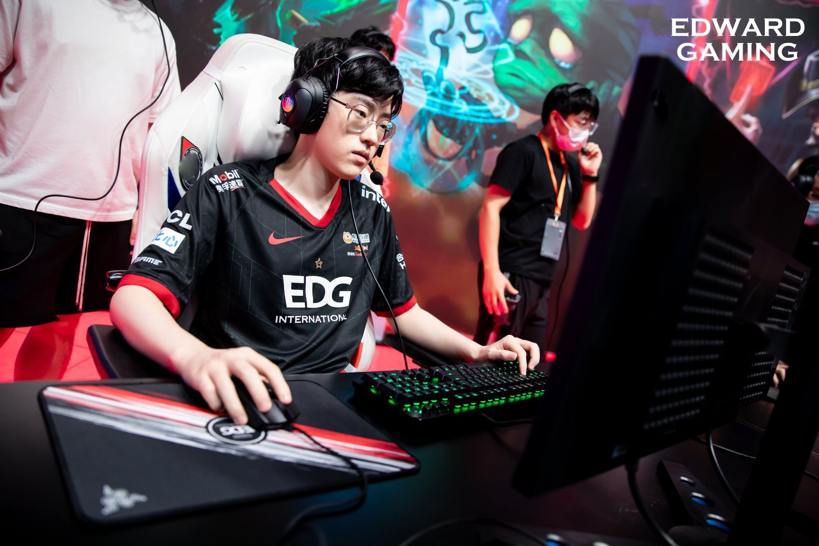 亚博- 库里纪录片被低估完整版资源在线观看