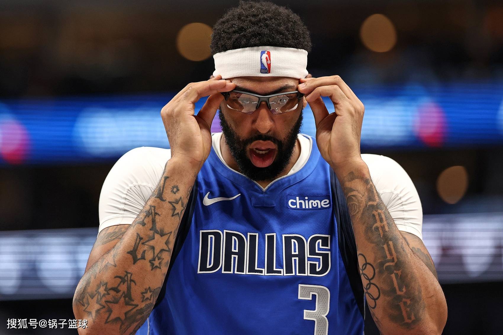 亚博体育-关于浓眉哥关键节点高光表现,勇士带队取胜!的信息