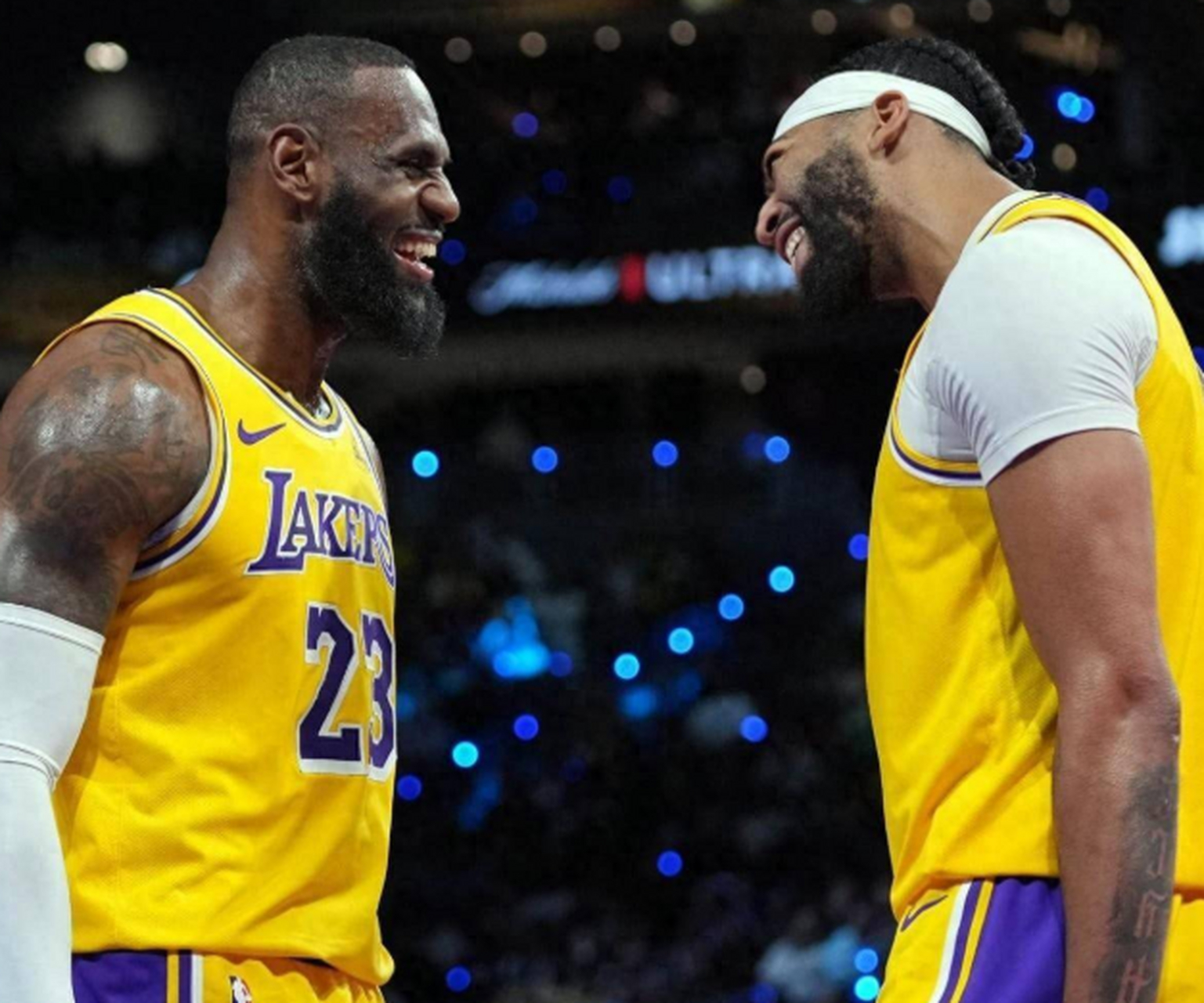 亚博体育-关于浓眉哥关键节点高光表现,勇士带队取胜!的信息