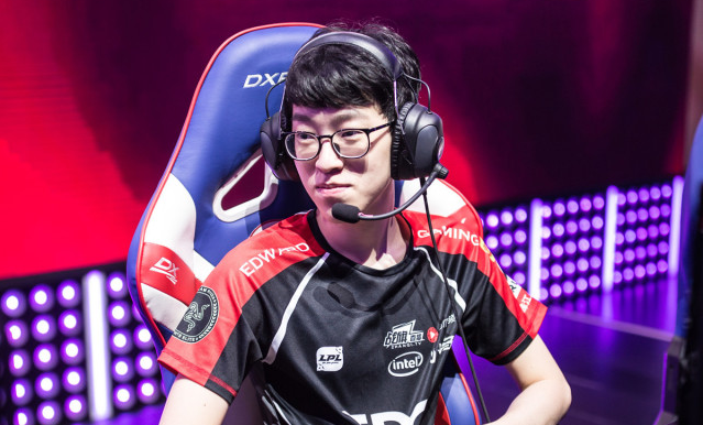 详细阅读:亚博-Scout连续三场比赛得分超过连败,TL挑战极限!的简单介绍 亚博-Scout连续三场比赛得分超过连败,TL挑战极限!的简单介绍